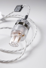 Crystal Cable - Reference2 Diamond Power cable